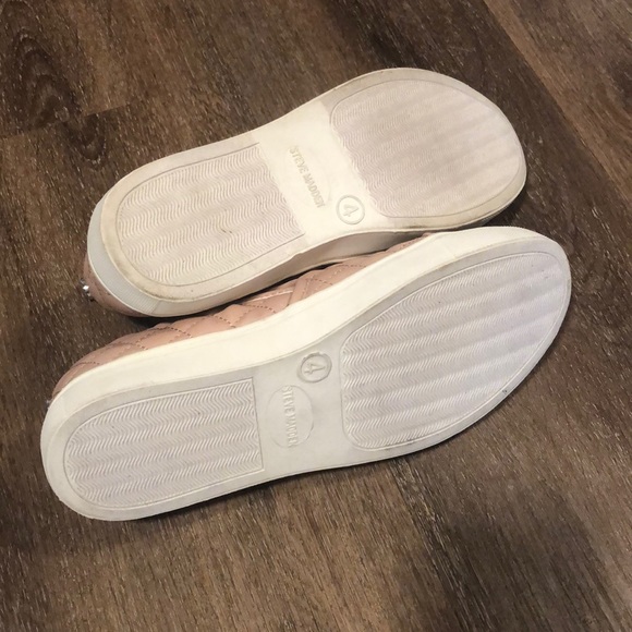 Never Worn STEVE MADDEN Slip Ons - Picture 4 of 5